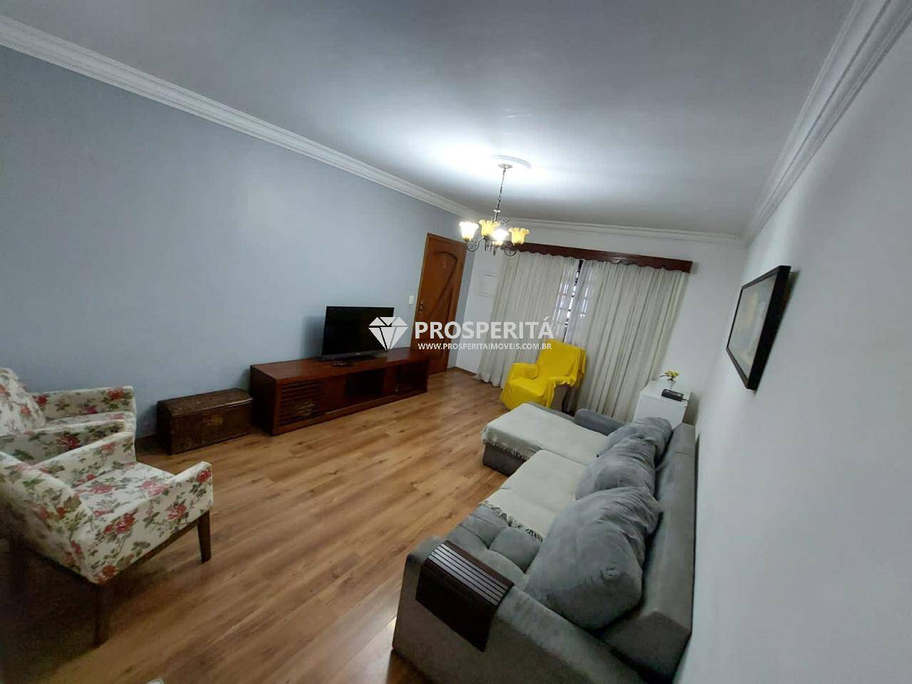 Casa à venda com 2 quartos, 138m² - Foto 2