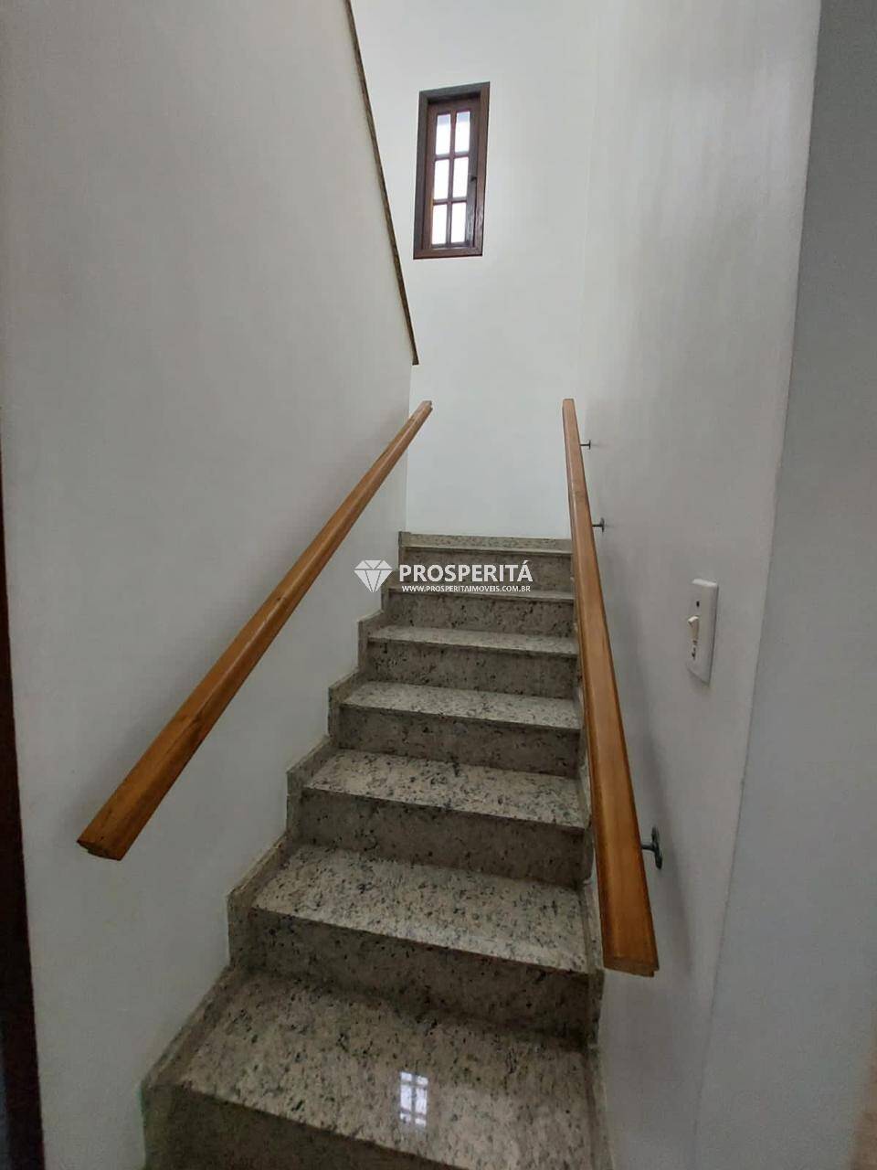 Casa à venda com 2 quartos, 138m² - Foto 9